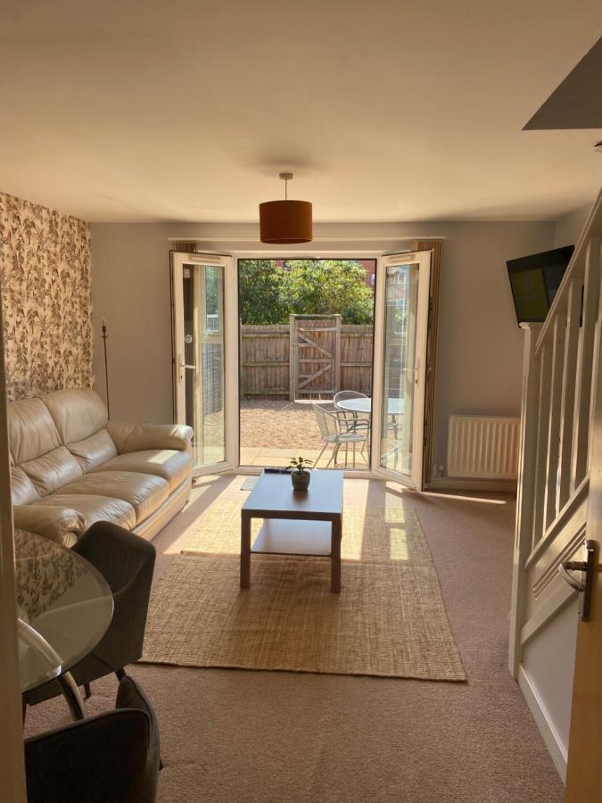 Villa Coventry City Centre Townhouse With Private Parking Exterior foto