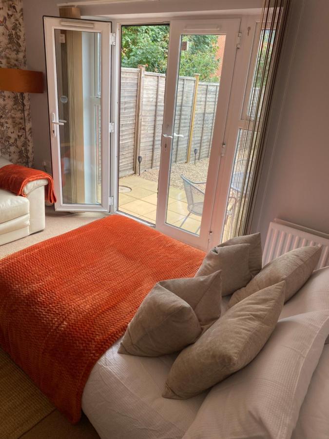 Villa Coventry City Centre Townhouse With Private Parking Exterior foto
